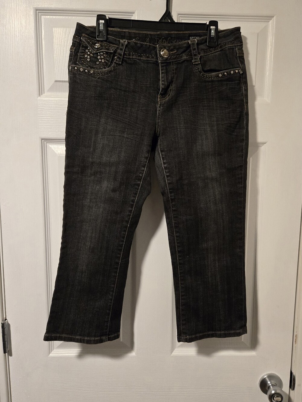 L.A. idol Black Washed Cropped Jeans with Stud Accents